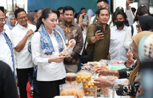 Gubernur Maluku Utara Dorong UMKM Naik Kelas Lewat Literasi Keuangan dan Perluasan PNM Mekaar