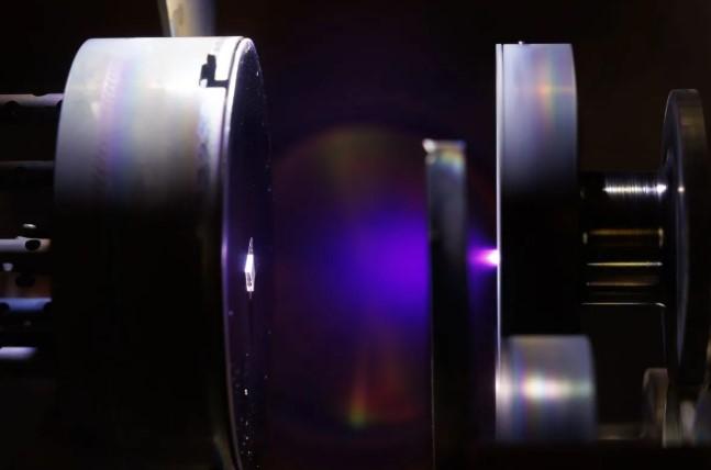 Terobosan Ilmuwan China Buka Jalan Penyimpanan Data Ultratinggi Berbasis Material Feroelektrik