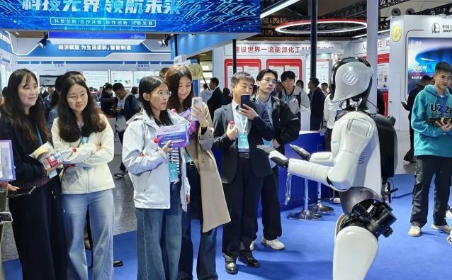 China Catat 5,32 Juta Paten Invensi Sah, Total Merek Dagang Hampir 50 Juta hingga 2025