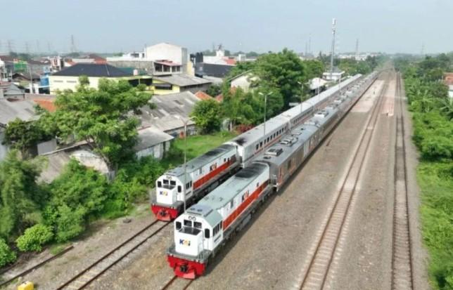 KAI Sediakan 37.758 Kursi KA Jarak Jauh per Hari dari Gambir dan Pasar Senen Selama Lebaran 2026
