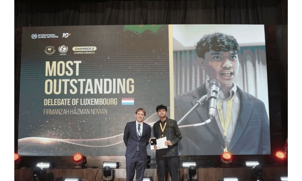 Siswa SMP Labschool Jakarta Raih Penghargaan Tertinggi di AYIMUN 2026, Soroti Isu Perlindungan Anak di Dunia Digital