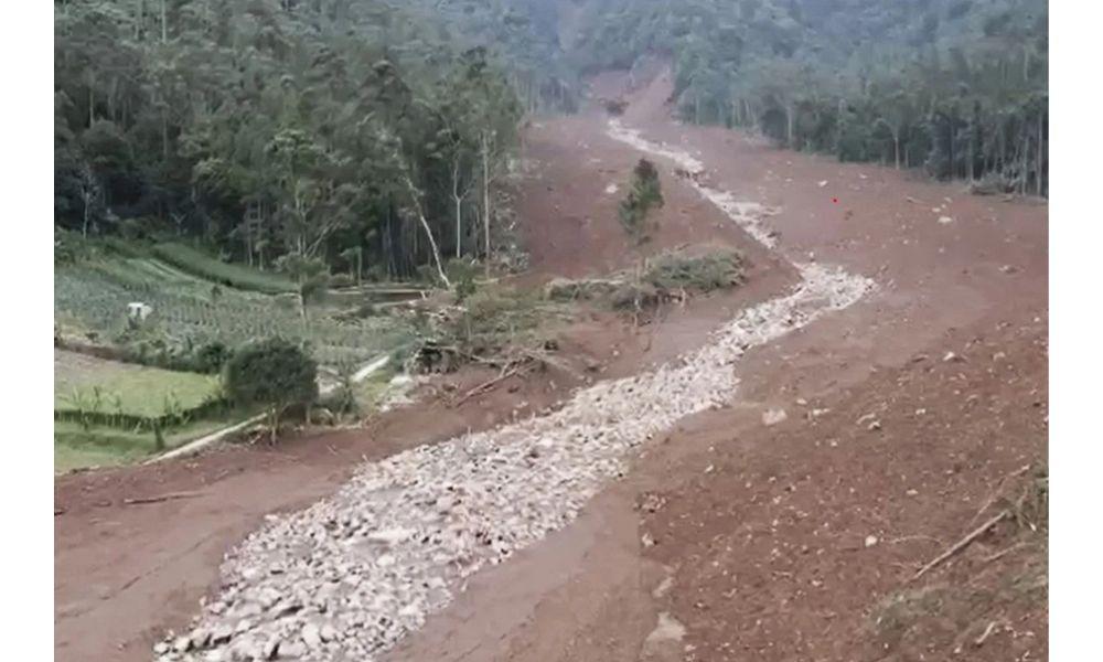 Pakar ITB: Bencana Cisarua–Lembang Bukan Longsor Biasa, Dipicu Jebolnya Bendungan Alami