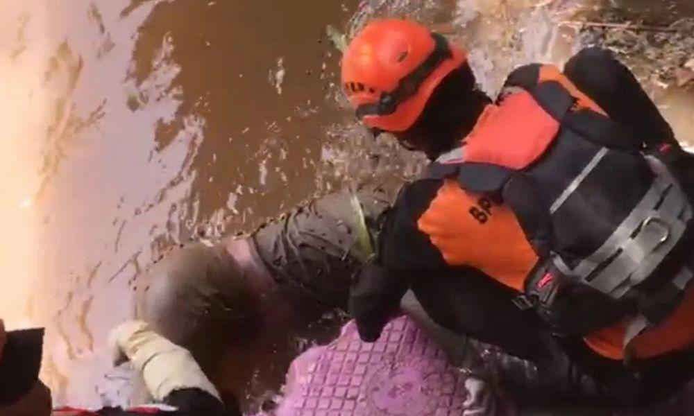 Wanita Ditemukan Tewas di Kali Pesanggrahan, Keluarga Sebut Miliki Riwayat Epilepsi dan Tolak Otopsi