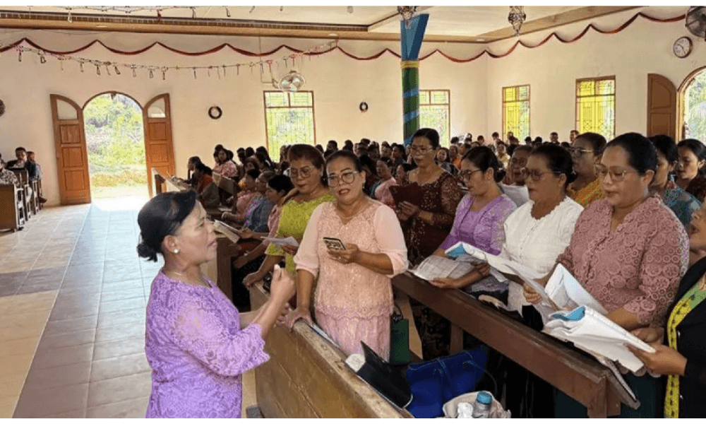 Penyintas Longsor di Adiankoting Kembali Beribadah di Gereja dengan Penuh Kekhidmatan