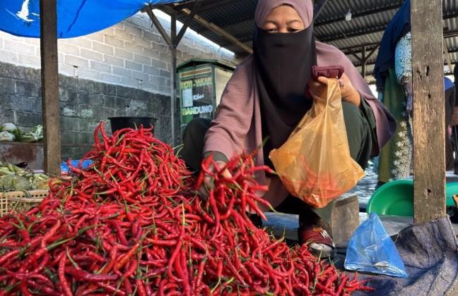 Aktivitas Ekonomi Pasar Pandan Tapanuli Tengah Mulai Kembali Normal Pascabencana
