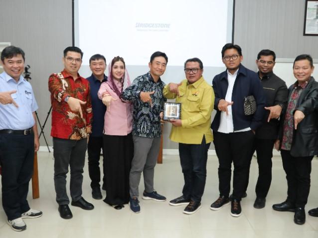 Komisi VII Dorong Hadirnya Domestik Price Obligation Komoditas Karet untuk Lindungi Petani