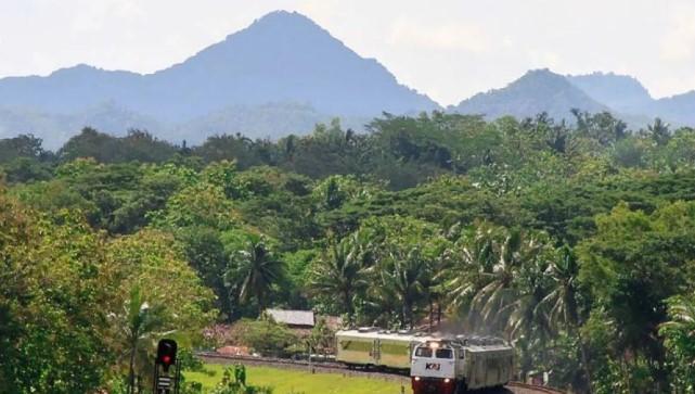 Gempa Pacitan Magnitudo 5,7, KRL Palur–Yogyakarta Sempat Terhenti di Stasiun Maguwoharjo