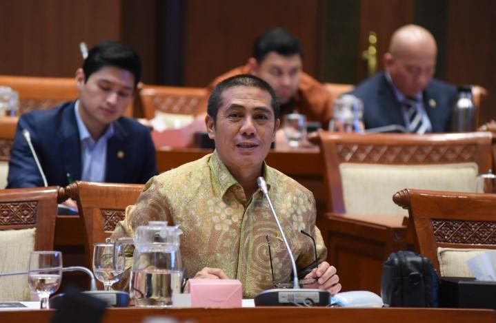 Komisi I DPR RI Dorong Pengendalian AI agar Aman dan Tidak Picu Disinformasi