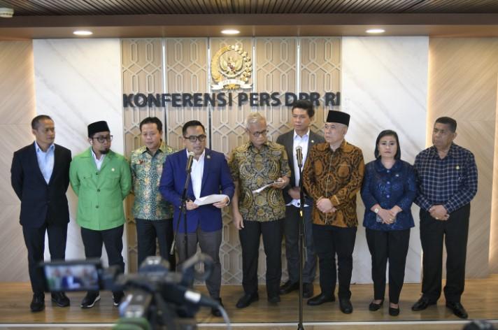 Komisi II DPR RI Tetapkan Sembilan Anggota Ombudsman RI Periode 2026–2031 Hasil Seleksi Komprehensif