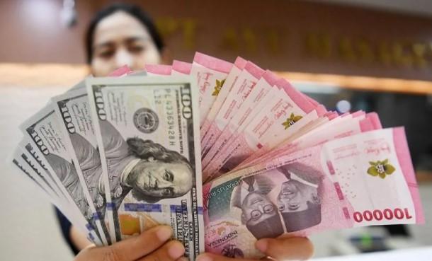 Rupiah Menguat Tipis ke Level Rp16.780 per Dolar AS pada Awal Perdagangan Selasa