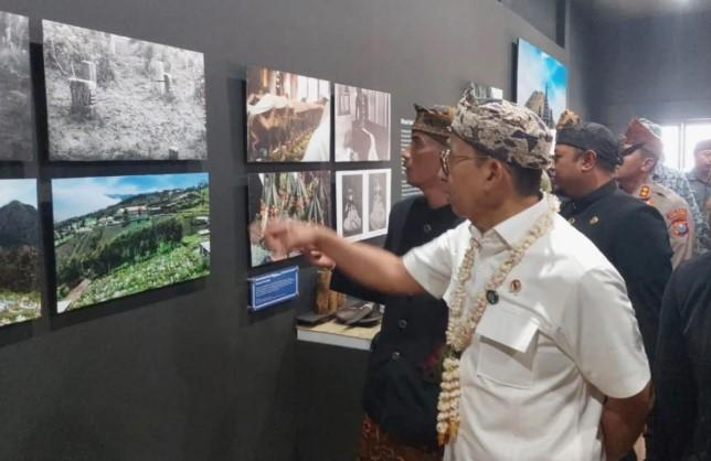 Menteri Kebudayaan Resmikan Revitalisasi Museum Tengger di Lereng Bromo untuk Perkuat Pelestarian Budaya