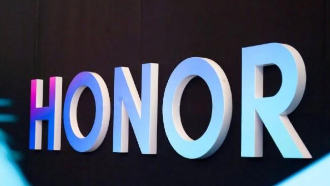 Honor Siapkan Ponsel Lipat Layar Lebar untuk Menantang Dominasi Samsung dan Apple di 2026