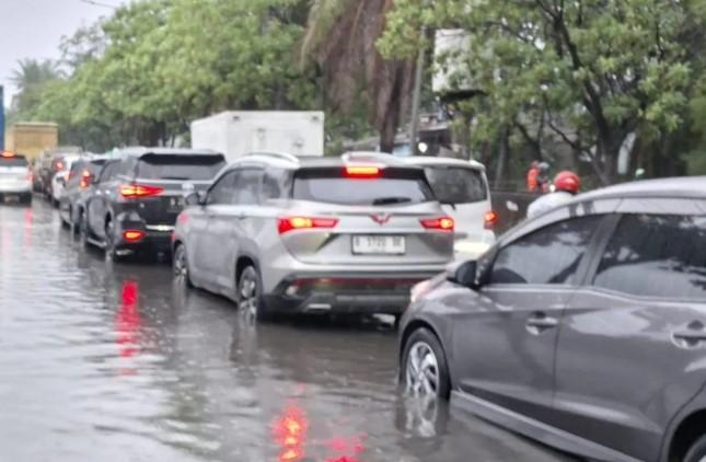 Banjir Rendam 20 RT dan Lima Ruas Jalan di Jakarta Timur dan Barat