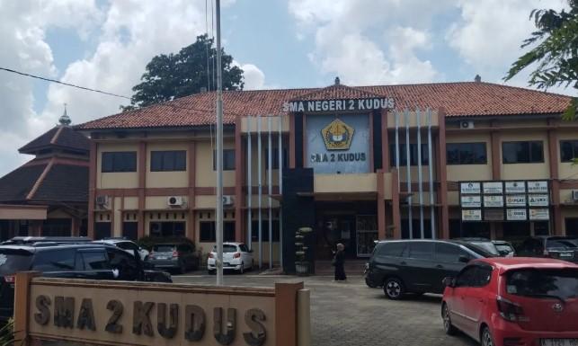 Puluhan Siswa SMA 2 Kudus Dirawat Inap akibat Dugaan Keracunan Menu Makan Bergizi Gratis