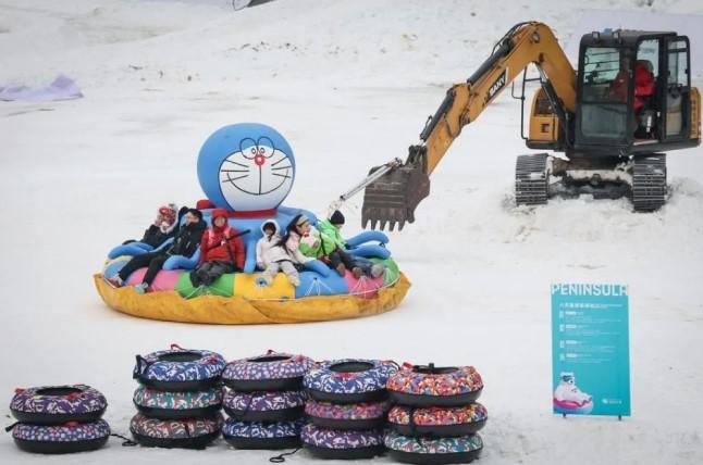 Shenyang Jadi Primadona Baru Wisata Musim Dingin Berkat Perpaduan Pemandian Panas dan Salju