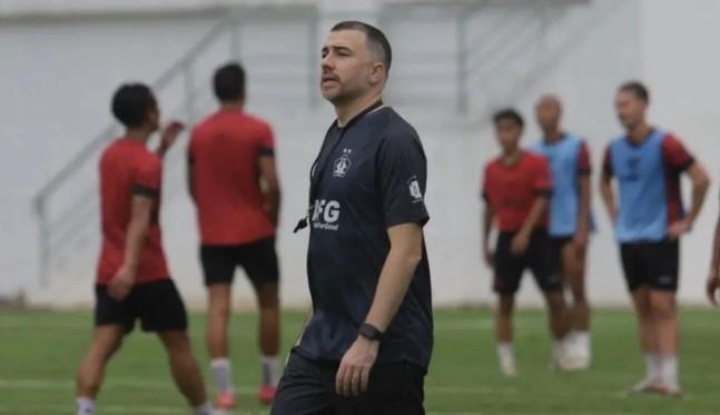 Persik Kediri Perkuat Lini Belakang Jelang Hadapi Bali United Usai Kekalahan Telak