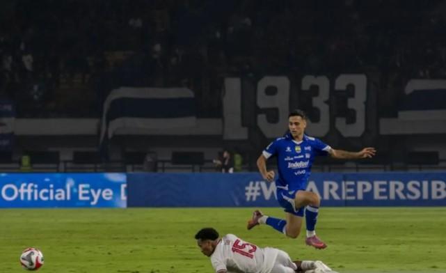 Eliano Reijnders Siap Perkuat Persib Bandung Lawan Persis Solo Usai Absen karena Akumulasi