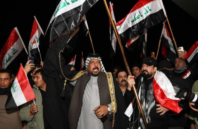 Ratusan Warga Irak Gelar Aksi Damai di Baghdad Tolak Campur Tangan AS dalam Urusan Pemerintahan