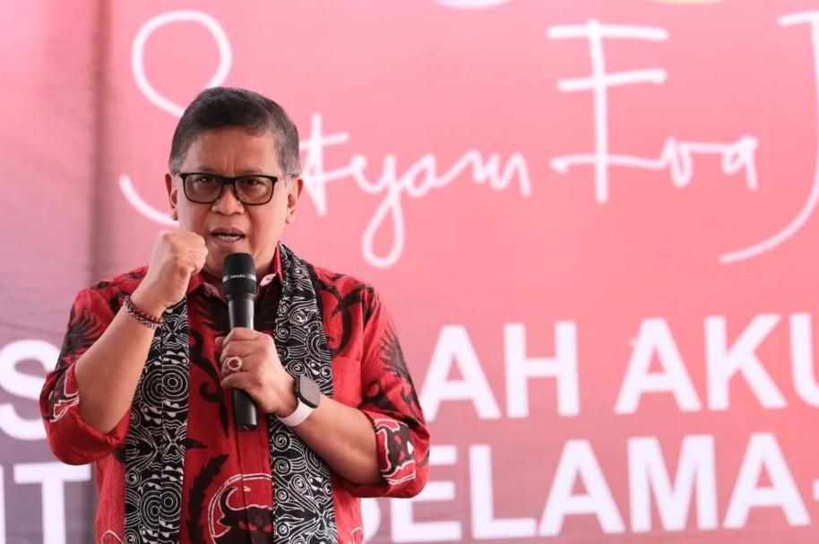 Hasto Sebut Pengunduran Diri Pejabat OJK dan BEI sebagai Keteladanan Baru dalam Kepemimpinan Nasional