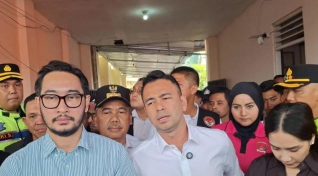 Raffi Ahmad Kunjungi Korban Longsor di Bandung Barat, Sampaikan Pesan Khusus dari Presiden Prabowo