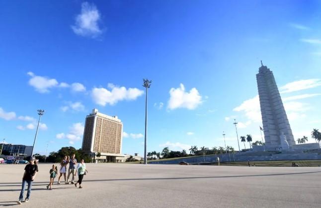 Menlu Kuba Kecam Perintah Eksekutif Trump soal Ancaman Tarif Minyak