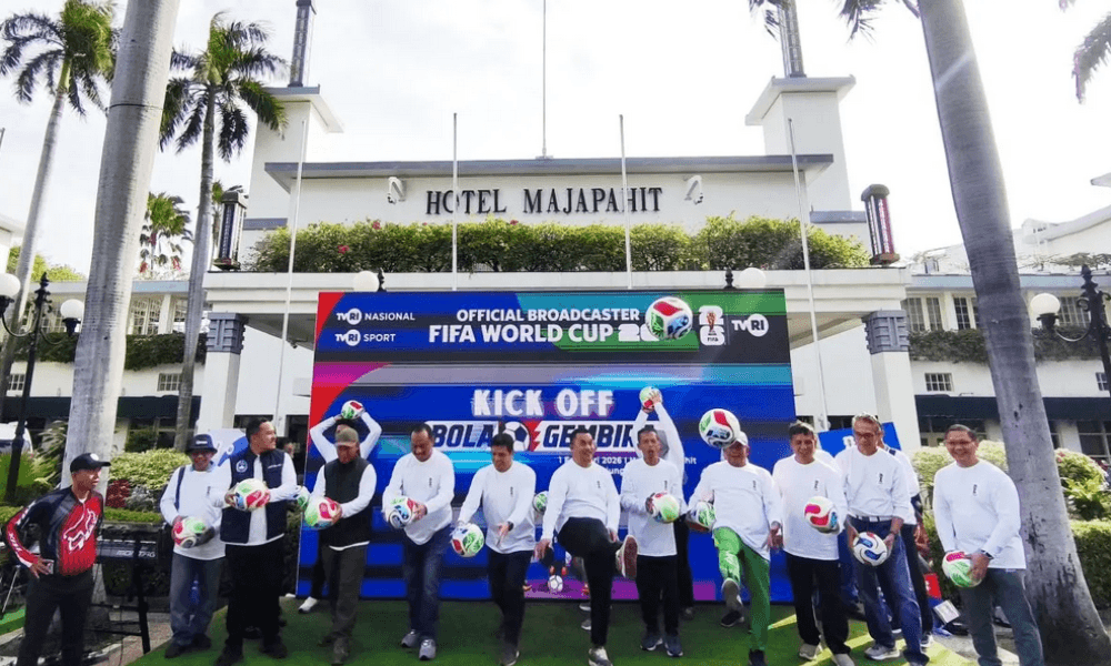 TVRI Jawa Timur Gelar 'Kick Off Bola Gembira', Hadirkan Legenda Sepak Bola untuk Sosialisasi Piala Dunia 2026