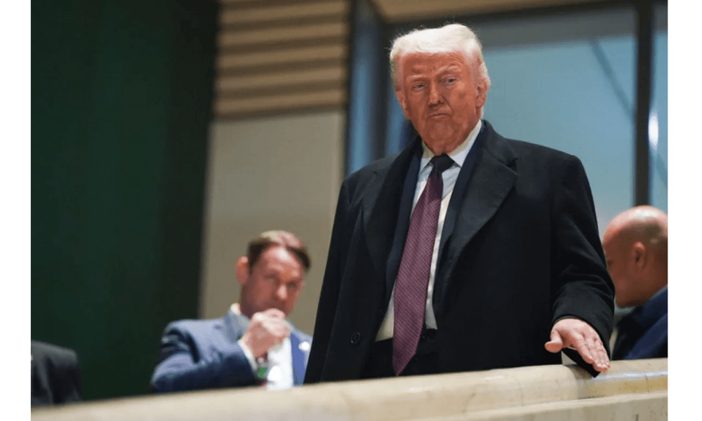 Trump Sebut Iran Sedang Bernegosiasi dengan AS, Tegaskan Armada Militer Dikerahkan ke Kawasan