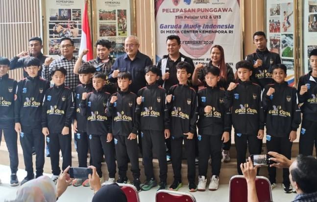 Kemenpora Melepas Tim Pelajar Garuda Muda Indonesia U-12 dan U-13 Berlaga di Turnamen Internasional Thailand