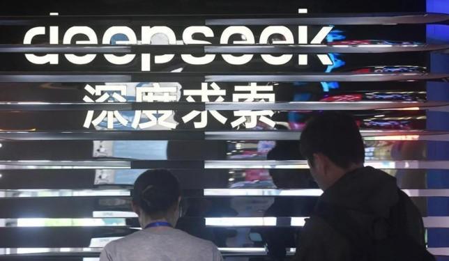 Wadah Pemikir Inggris Serukan Regulasi untuk Berita yang Dihasilkan AI