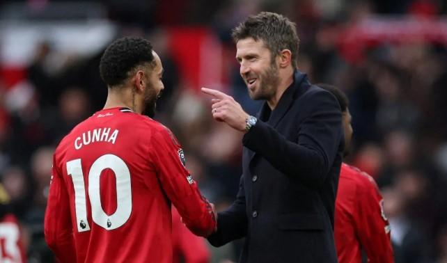 Carrick Nilai Kemenangan Dramatis Manchester United atas Fulham Lebih dari Sekadar Tiga Poin
