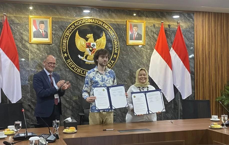 Indonesia dan Belanda Perluas Kerja Sama Pembersihan Sungai dengan Teknologi Interceptor