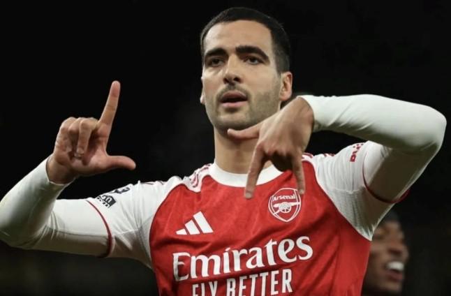 Arsenal Pertimbangkan Rekrut Pemain Baru Usai Cedera Parah Mikel Merino