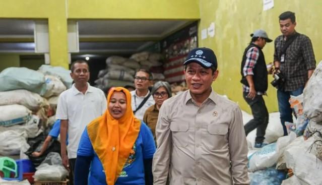 Menteri Lingkungan Hidup Tekankan Peran Rumah Tangga sebagai Kunci Atasi Darurat Sampah Nasional