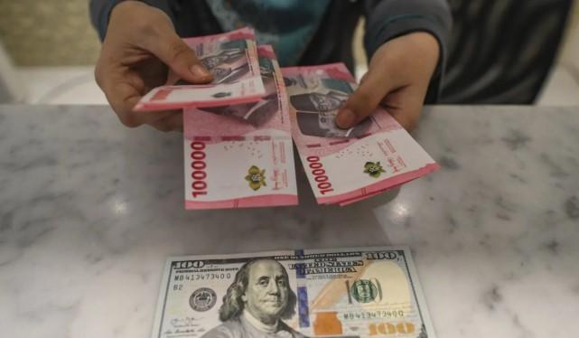 Rupiah Menguat ke Rp16.762 per Dolar AS, Pasar Respons Positif Deflasi Januari 2026