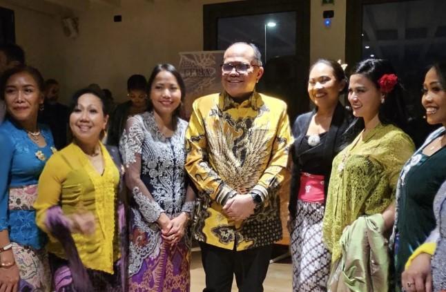 KBRI Roma Apresiasi Komunitas Pencinta Kebaya Promosikan Budaya Indonesia di Italia