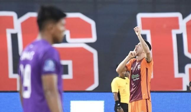 Koldo Obieta Puji Atmosfer Stadion Segiri Usai Cetak Gol Penentu Kemenangan Borneo FC