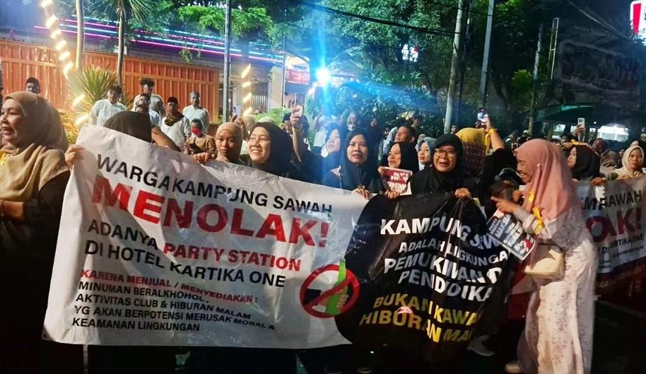 Pemprov DKI Evaluasi Izin Party Station Hotel Kartika One Setelah Penolakan Warga Kampung Sawah