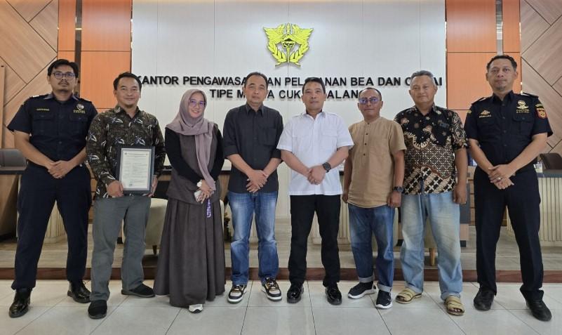 Bea Cukai Malang Dukung Legalitas Usaha CV Samudera Alam Jaya Lewat Asistensi Pengajuan NPPBKC
