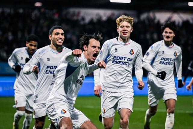 Dean James Tampil Satu Babak saat Go Ahead Eagles Tersingkir dari Piala Belanda