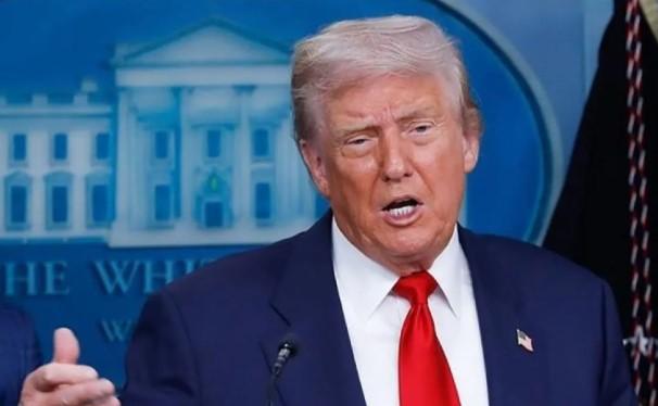 Trump Umumkan Strategi Baru Penjualan Senjata Global, Prioritaskan Negara yang Untungkan AS