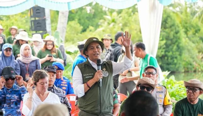 Menteri Kehutanan Tegaskan Penanaman Mangrove Tidak Akan Rampas Lahan Petani Tambak