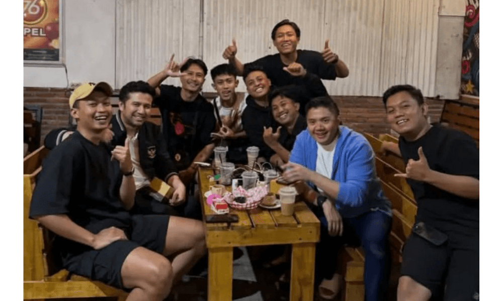 Seskab Teddy Nobar Final Timnas Futsal Bersama Warga di Malang: “Mereka Sudah Melakukan yang Terbaik”