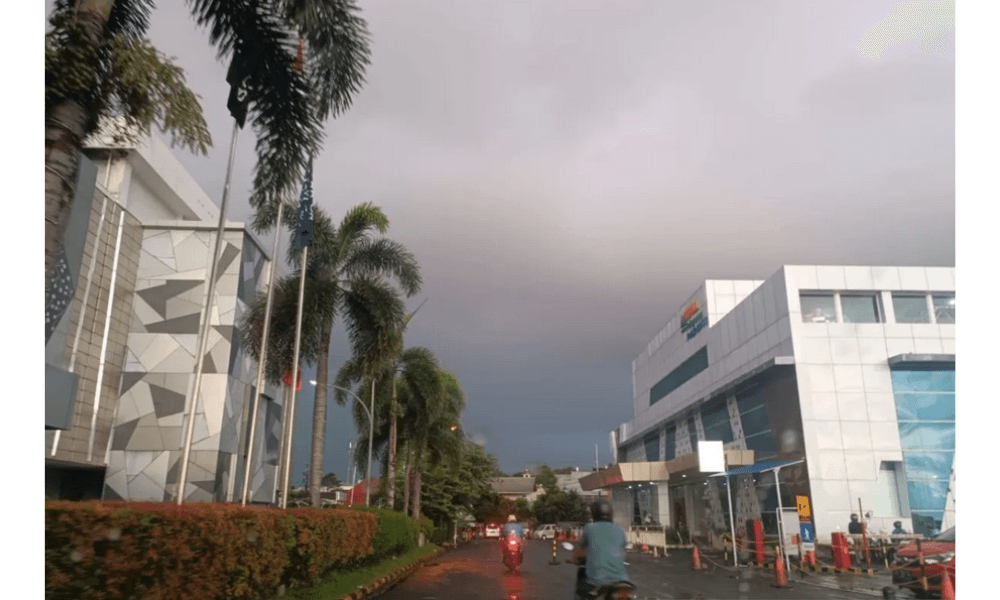 BMKG Prakirakan Mayoritas Kota Besar Diguyur Hujan Ringan hingga Sedang Hari Ini