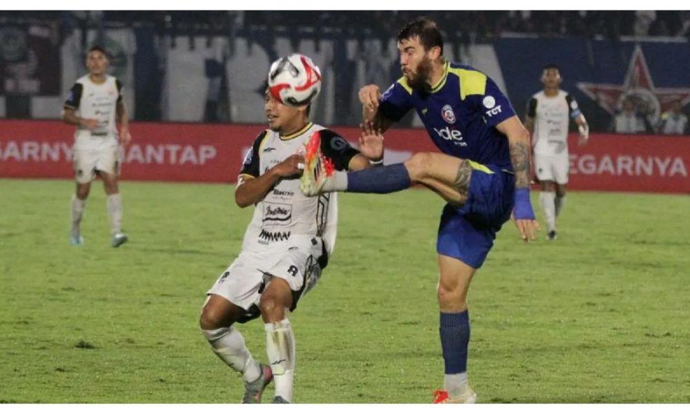Gabriel Silva Bawa Arema Bungkam Persija 2-0 di SUGBK, Cetak Brace di Menit-Menit Akhir