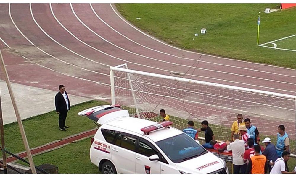 Ravy Tsouka Kolaps Usai Laga Semen Padang vs Persita, Pelatih Dejan Minta Doa untuk Pemainnya