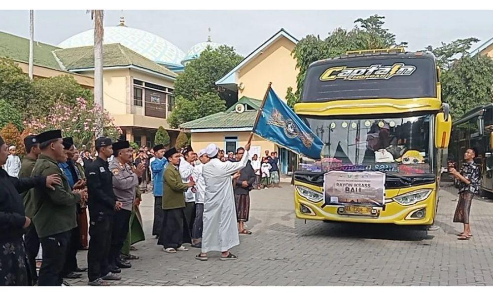 Ribuan Santri Pulang dari Pesantren Sukorejo, Polres Situbondo Kerahkan Pengamanan Gabungan