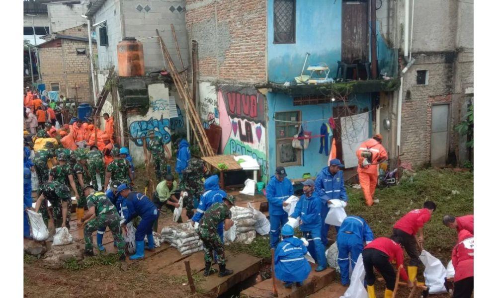 Jusuf Kalla Ajak Warga Jakarta Jaga Kebersihan Lewat Kerja Bakti Massal Serentak