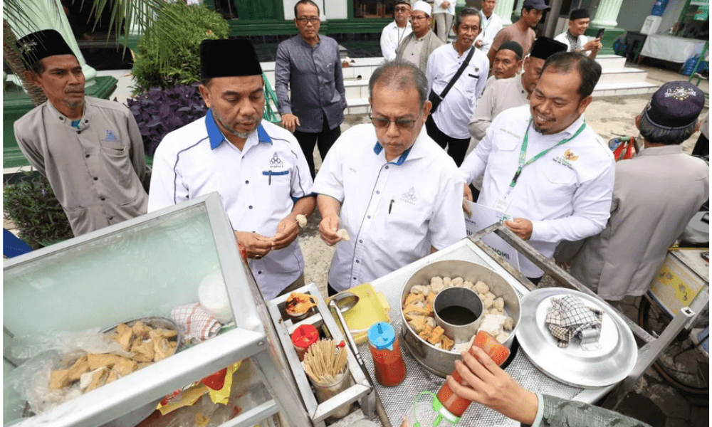 Baznas dan Angkasa Malaysia Berdayakan Ekonomi Jamaah Masjid Lewat Program Microfinance