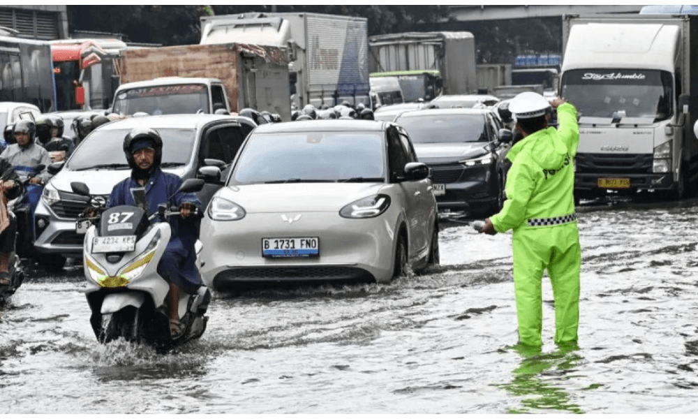 BMKG Prakirakan Hujan Guyur Sebagian Wilayah Jakarta Sejak Siang hingga Sore Hari