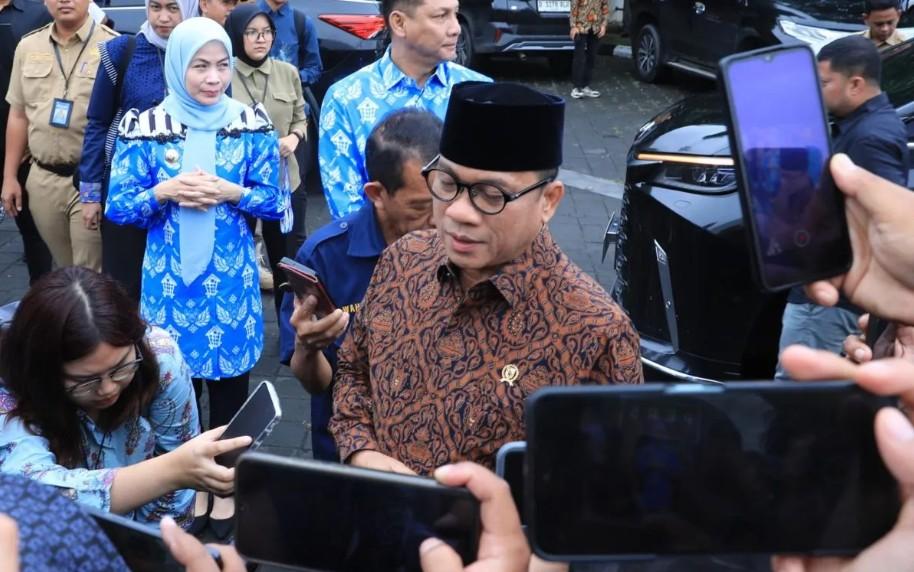 Mendes Yandri Harap Media Massa Dukung Sosialisasi Program Desa pada Peringatan HPN 2026